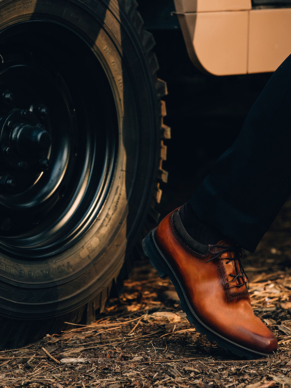 علامة بيرلوتي تضع بصمتها الخاصة على سيارة لاند روفر